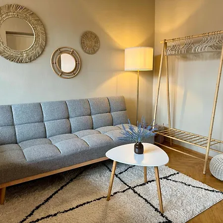 Lejlighed Boho Design With Free Parking & Aircon By Hero Homes Graz