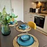 Boho Design Studio With Free Parking & Aircon By Hero Homes *