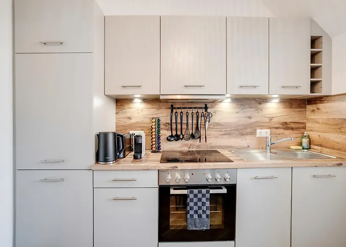 Boho Design - Historic Center With Free Parking & Aircon By Hero Homes Appartamento Graz