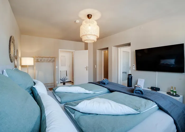 Boho Design - Historic Center With Free Parking & Aircon By Hero Homes